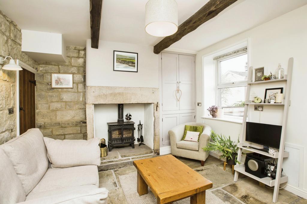 Square, Hebden Bridge HX7 2 bed terraced house for sale £210,000