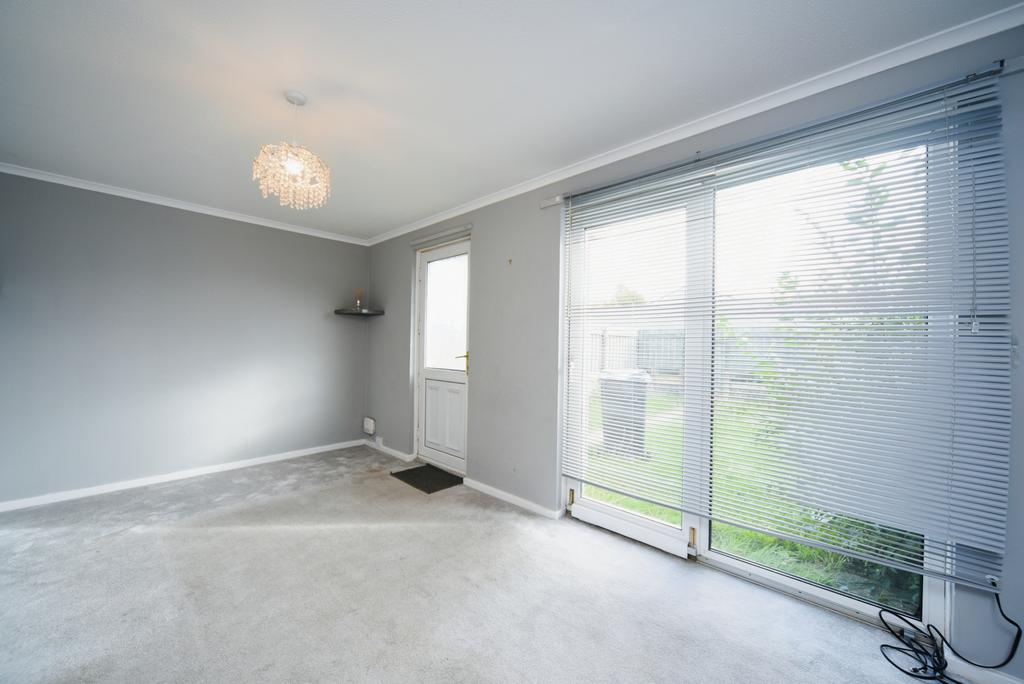 Broadstone Close, Hull HU7 3 bed end of terrace house for sale £90,000