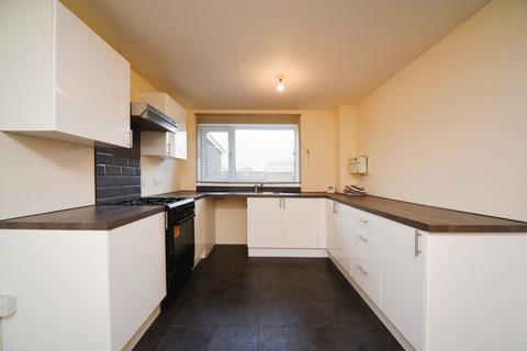 3 bedroom end of terrace house for sale, Broadstone Close, Hull HU7