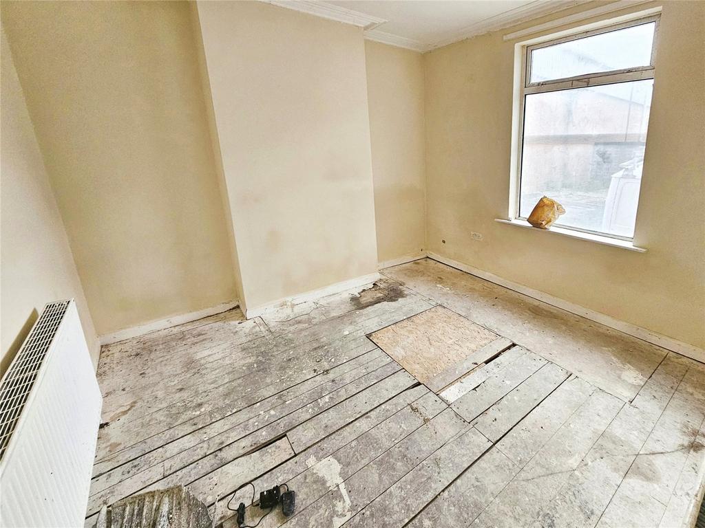 Abbott Street, South Yorkshire DN4 2 bed end of terrace house for sale