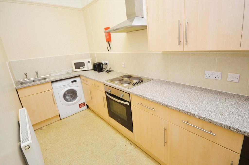 Flat 1-Kitchen
