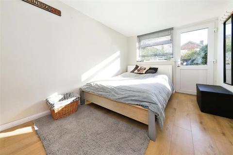 11 Ashley Gardens, Codsall, Wolverhampton, WV8 1AX