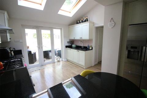 4 bedroom semi-detached house for sale, Farnborough Hill, Orpington BR6