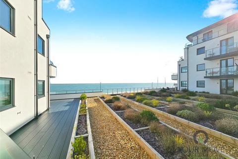 2 bedroom flat for sale, Beach Drive, Kent CT11