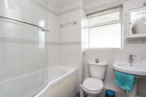 1 bedroom flat for sale, Croydon Road, Wallington SM6