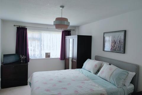 1 bedroom flat for sale, Croydon Road, Wallington SM6