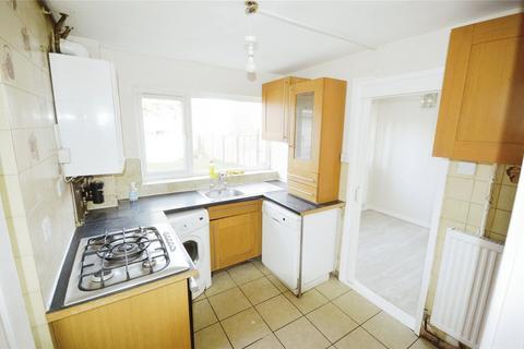 3 bedroom semi-detached house to rent, Wardlow Close, West Midlands WV4