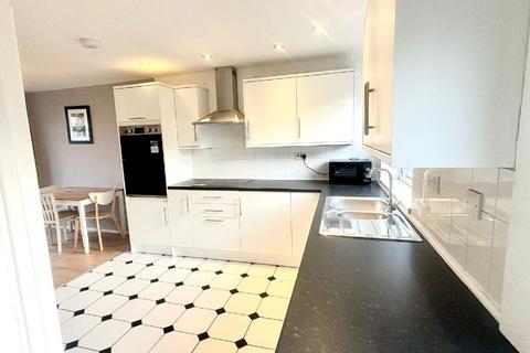 5 bedroom house share to rent, Birmingham B29