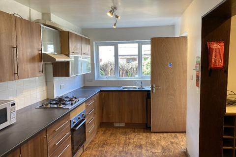 6 bedroom house share to rent, Nottingham NG9