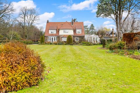 4 bedroom house for sale, Lonesome Lane, Reigate RH2