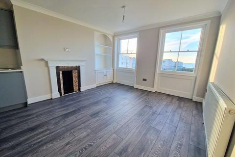 2 bedroom flat to rent, Fort Paragon, Margate