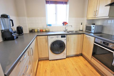 1 bedroom flat for sale, Station Road, Broxbourne EN10