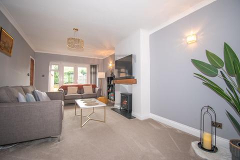 3 bedroom semi-detached house for sale, Kilverstone Avenue, Evington