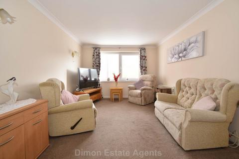 1 bedroom retirement property for sale, Homefort House, Stoke Road, Gosport