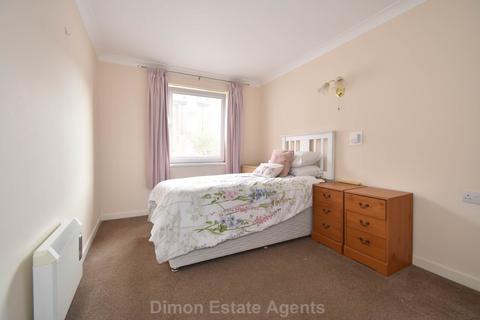 1 bedroom retirement property for sale, Homefort House, Stoke Road, Gosport