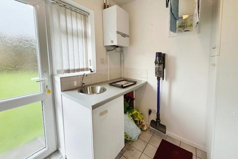 9a The Oaks, Quakers Yard, Treharris, CF46 5HQ