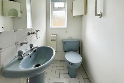 9a The Oaks, Quakers Yard, Treharris, CF46 5HQ
