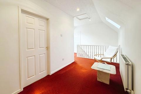 9a The Oaks, Quakers Yard, Treharris, CF46 5HQ