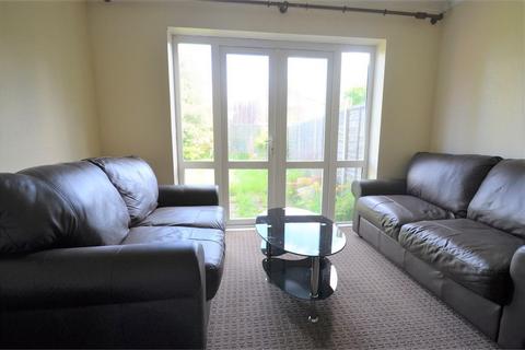 5 bedroom end of terrace house to rent, Gibbins Road, Selly Oak, Birmingham B29