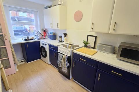 2 Crosscliffe Street, Manchester, M16 7DE
