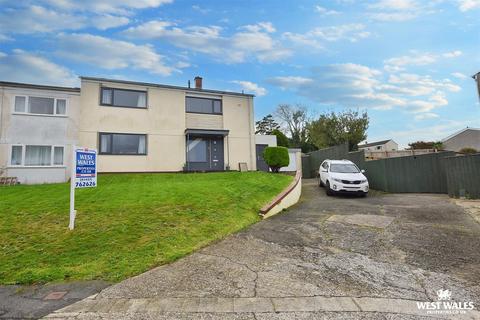 3 bedroom semi-detached house for sale, Falcon Road, Haverfordwest