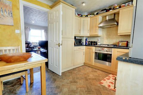 2 bedroom semi-detached house for sale, Lonsdale Drive, Toton