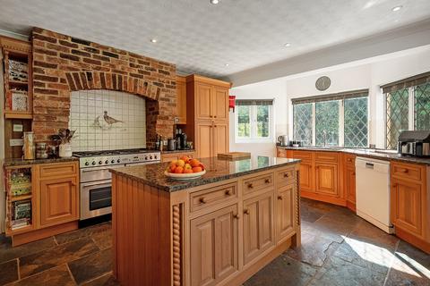 6 bedroom detached house for sale, Hawks Hill Bourne End, Buckinghamshire, SL8 5JH