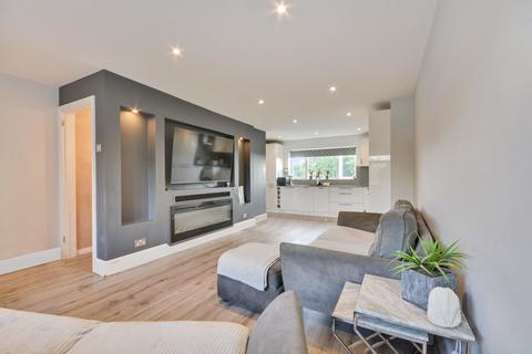 3 bedroom townhouse for sale, Cuckoo Lane, Ashford TN23