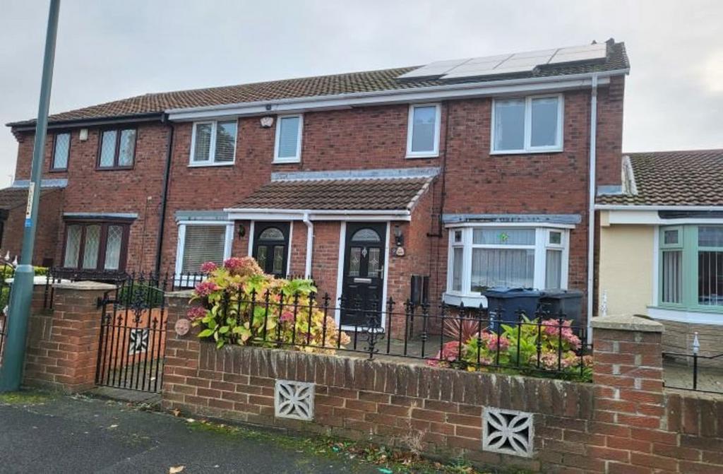 Fraser Close, South Shields 3 bed property to rent £650 pcm (£150 pw)