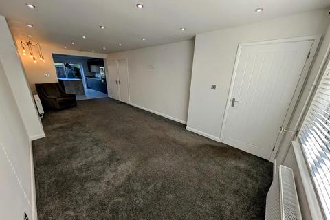 71 Wavell Close, Yate, Bristol, BS37 5UN