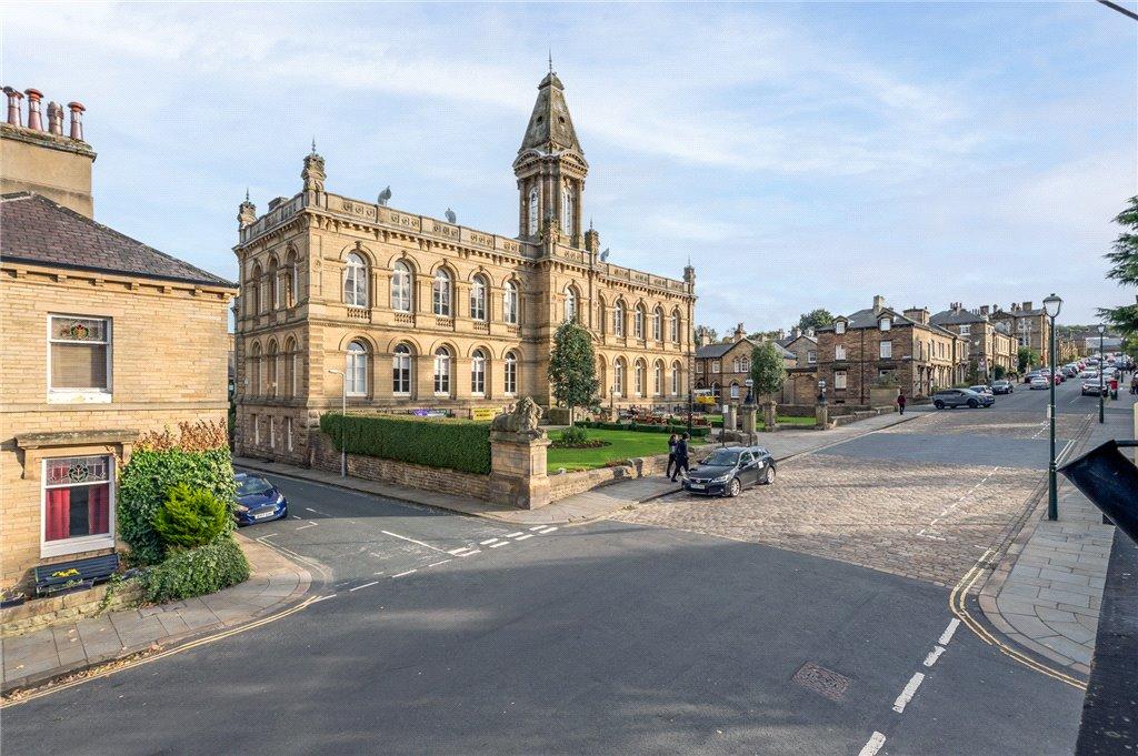 Lower School Street
