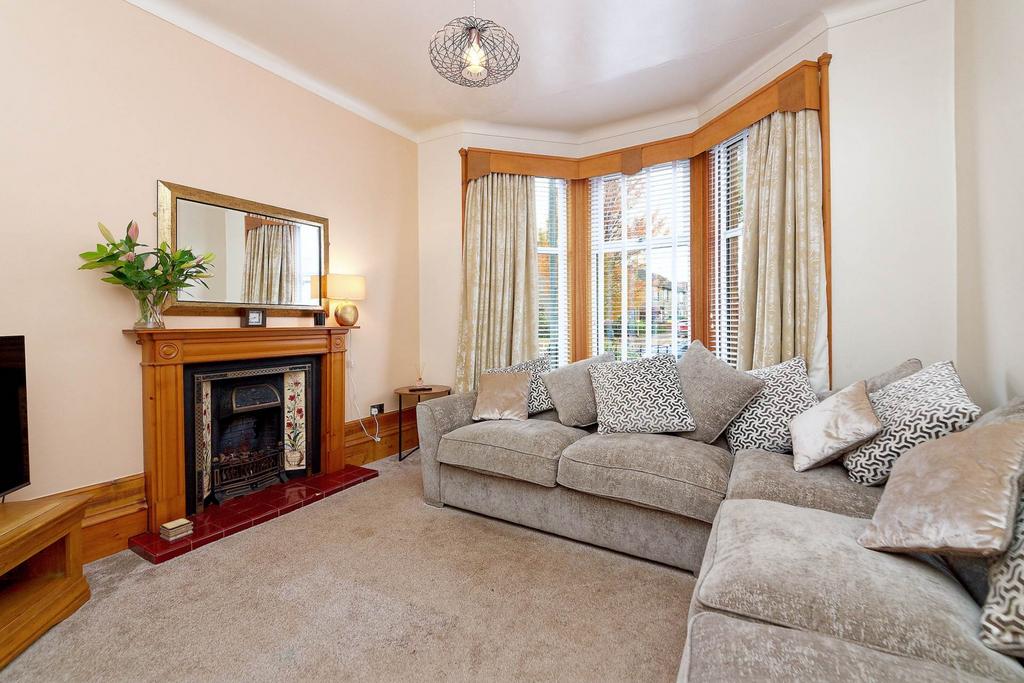 Sandy Road, Renfrew 3 bed terraced house for sale £175,000