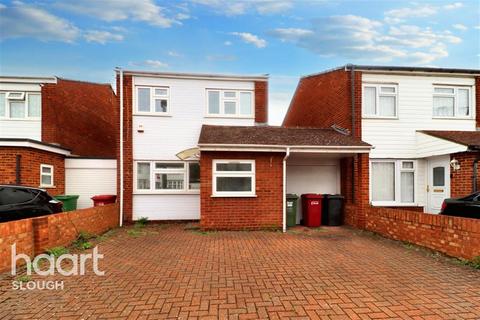 3 bedroom semi-detached house to rent, Slough