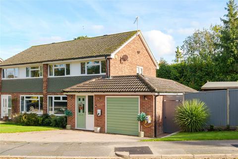 24 Mill Field, Bagshot, GU19 5DR