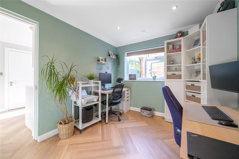 24 Mill Field, Bagshot, GU19 5DR