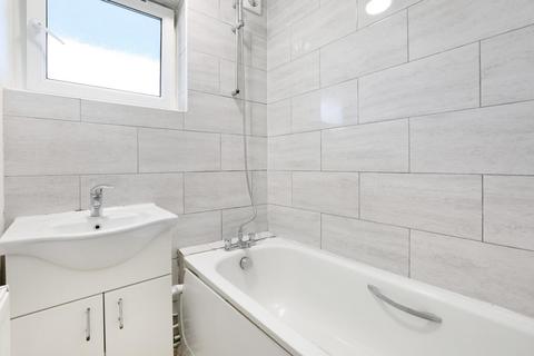 1 bedroom flat for sale, Friary Estate, London