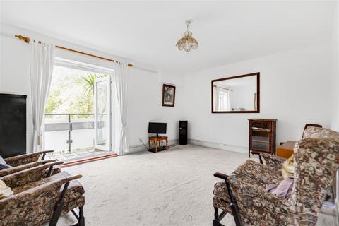 1 bedroom flat for sale, Clifford Avenue, East Sheen, SW14