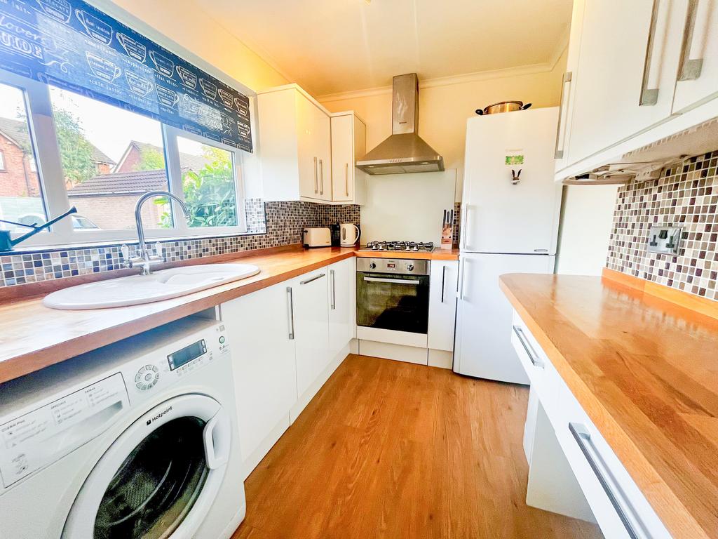 Delaford Close, Davenport 2 bed semidetached house for sale £220,000