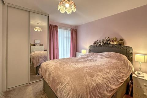 6 Abbey Gate, Morpeth, NE61 2XJ