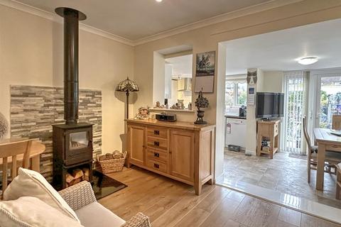 6 Abbey Gate, Morpeth, NE61 2XJ
