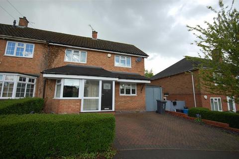 2 bedroom semi-detached house to rent, 8 The Longlands, Wombourne, Wolverhampton