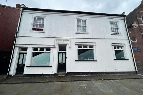 Property to rent, High Street, Brierley Hill