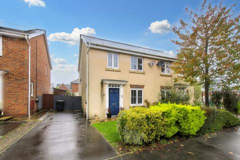 3 bedroom semi-detached house for sale, Thomas Hill Close, Llanfoist, Abergavenny, NP7