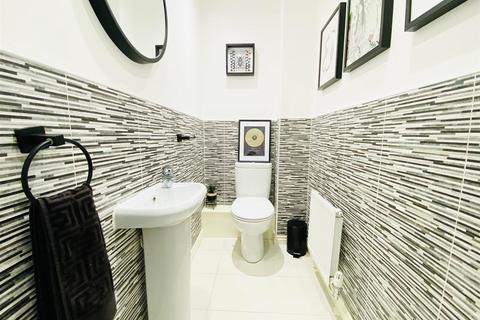 33 Eason Way, Ashton-under-lyne, OL6 9SX