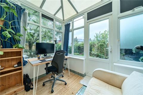 124 Manor Lane, London, SE12 8LR