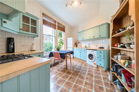 124 Manor Lane, London, SE12 8LR