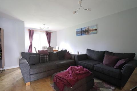 2 bedroom apartment for sale, Nottage Crescent, Braintree