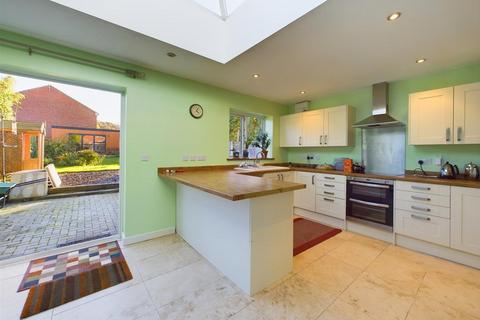 3 bedroom semi-detached house for sale, Green Close, Brockworth, Gloucester