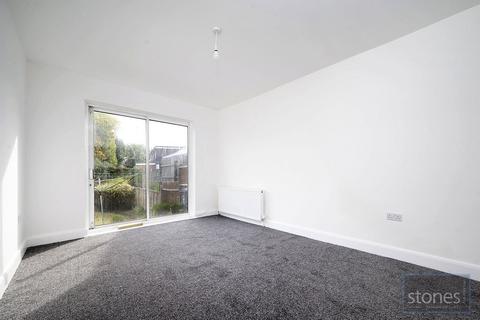 8 Wyre Grove, Edgware, HA8 8UP