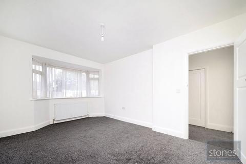 8 Wyre Grove, Edgware, HA8 8UP